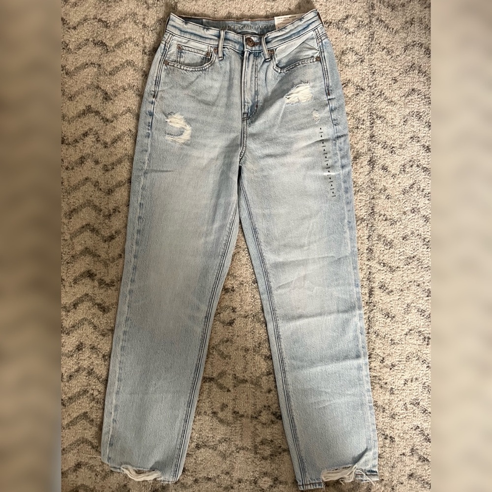 American Eagle Highest Rise 90s Boyfriend Jeans size 4 Long